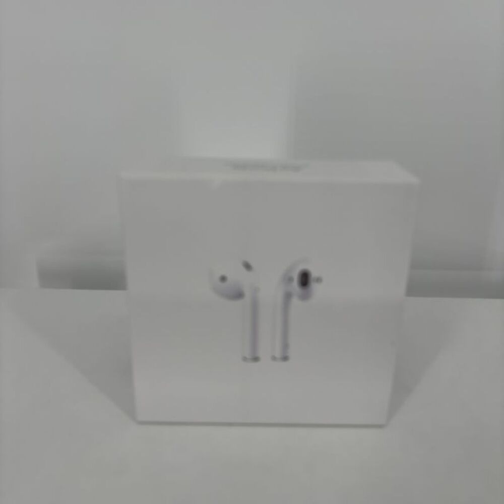 Apple AirPods 2nd Generation and Charging Case